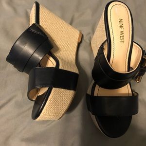 Nine West Navy Blue Leather wedges size 6.5